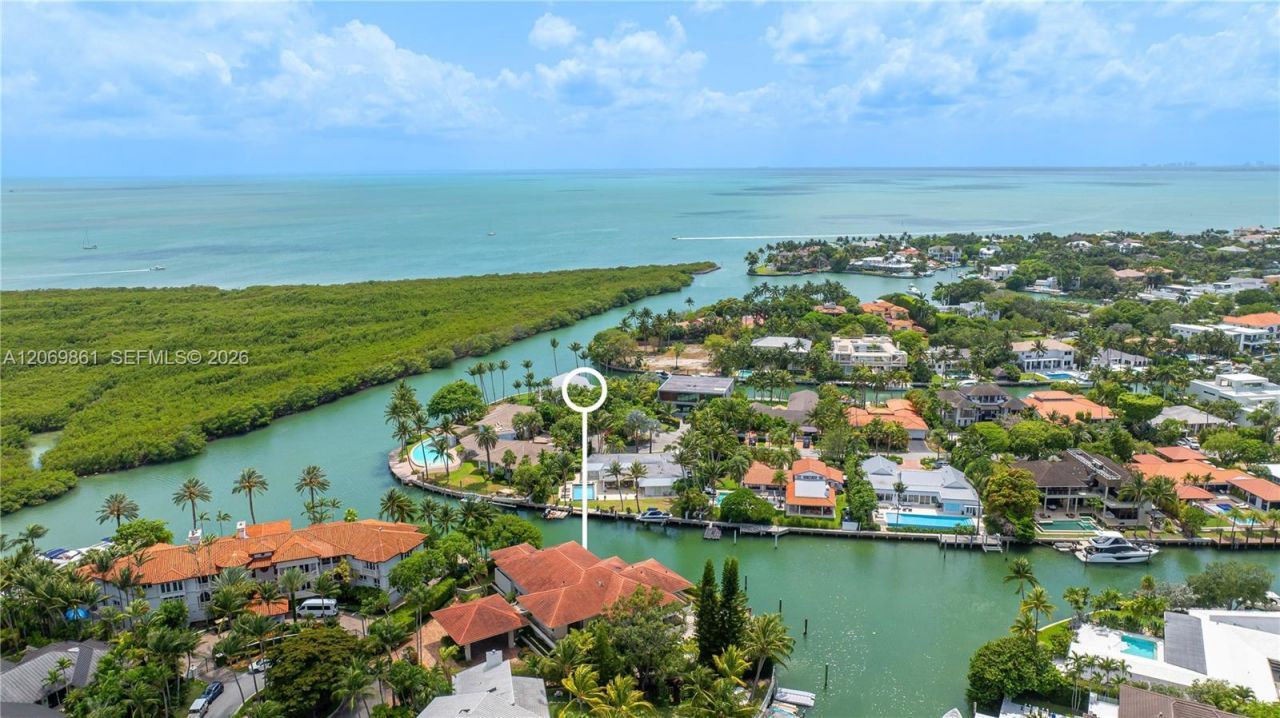 241 Cape Florida Dr , Key Biscayne, FL 33149 Photo