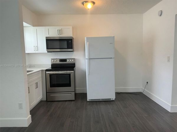 2150 NW 24th St , Unit 4, Miami, FL 33142