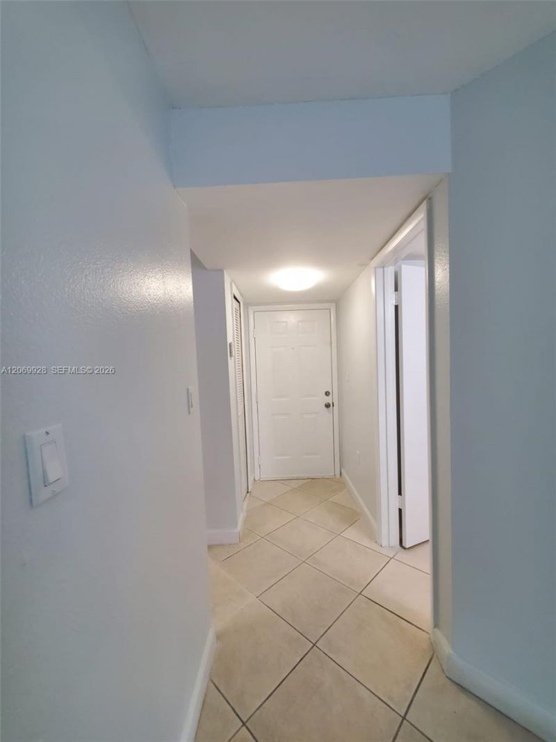 15591 SW 105th Ter , Unit 512, Miami, FL 33196 Photo