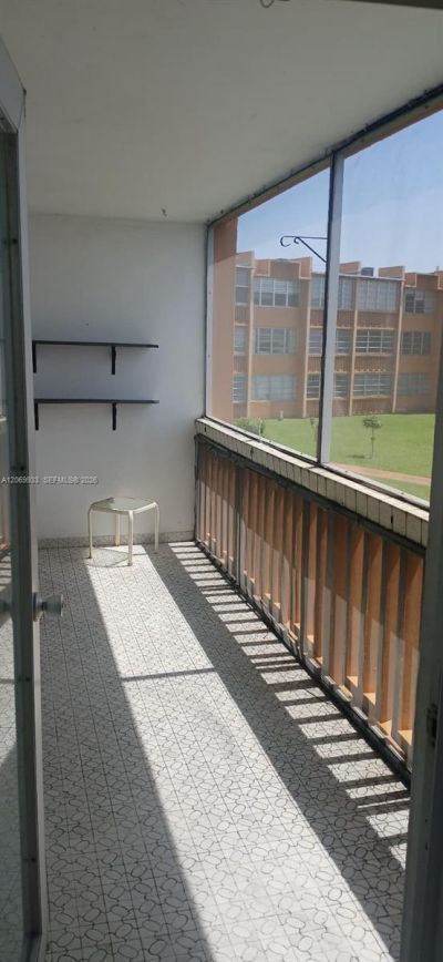 1591 NE Miami Gardens Dr , Unit 205, Miami, FL 33179 Photo