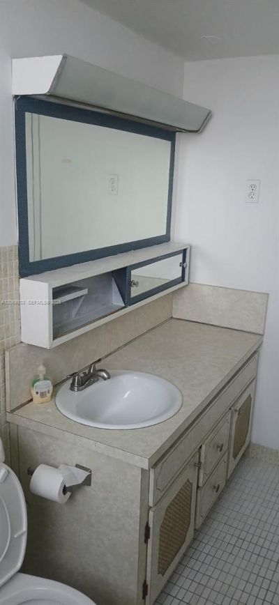 1591 NE Miami Gardens Dr , Unit 205, Miami, FL 33179 Photo