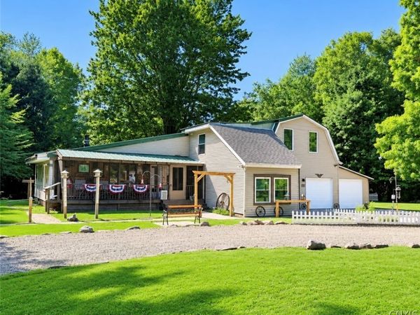 199 Villiard Road , Parish, NY 13131