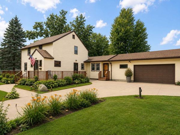 2209 6th Street NW, Austin, MN 55912