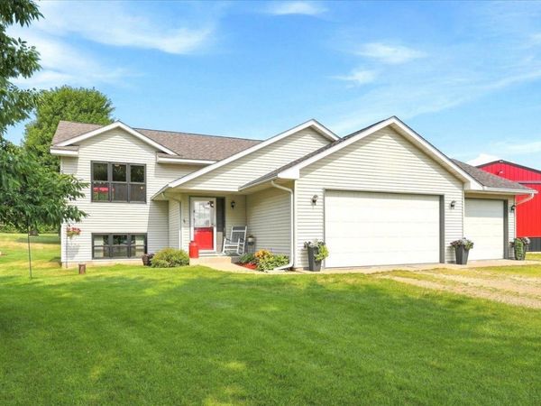 1498 142nd Street, New Richmond, WI 54017