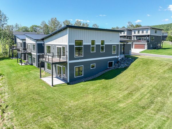 8602 Maynard Place, Duluth, MN 55808