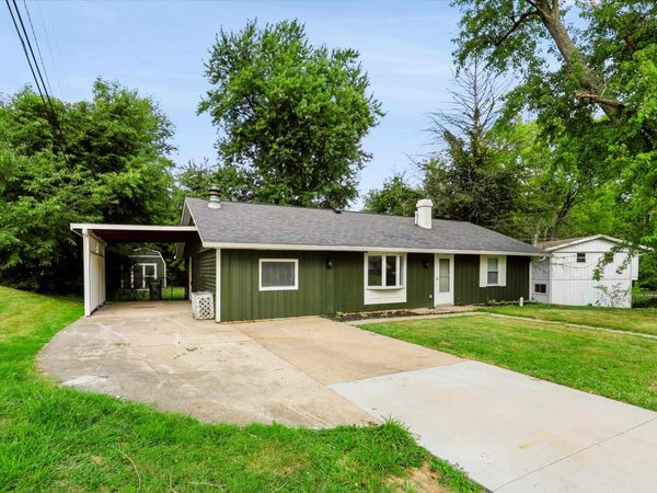 3321 N Stoneycrest Road, Bloomington, IN 47404