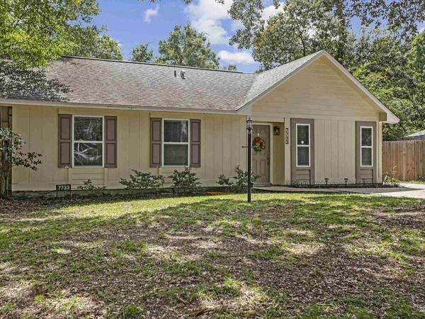 7733 Deborah Ct, Pensacola, FL 32514