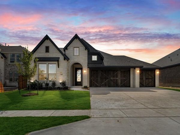908 Alderwood Drive, Red Oak, TX 75154