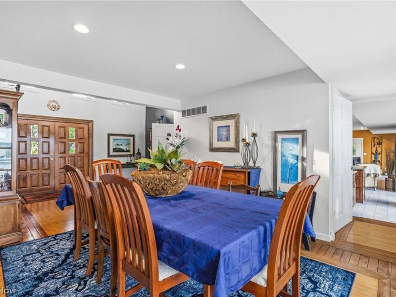 910 Pike Drive, Mansfield, OH 44903 Photo 6