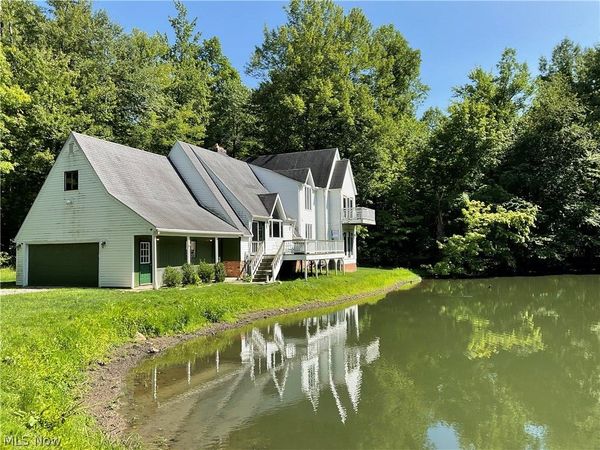 15585 Kidd Drive , Newbury, OH 44065