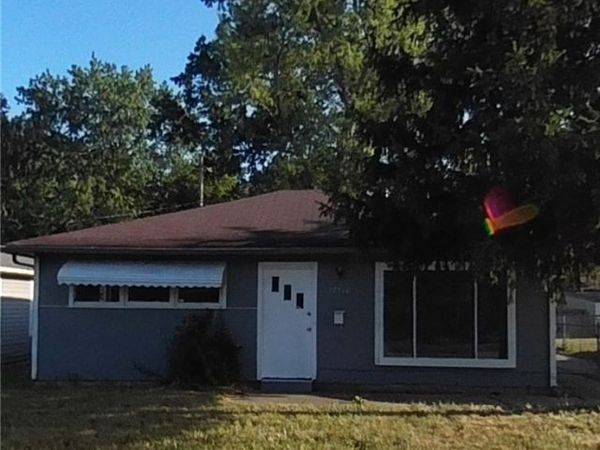 12510 Summerland Avenue, Cleveland, OH 44111