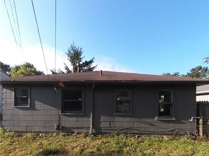 12510 Summerland Avenue, Cleveland, OH 44111 Photo 5
