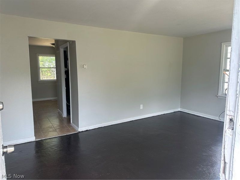 12510 Summerland Avenue, Cleveland, OH 44111 Photo 6