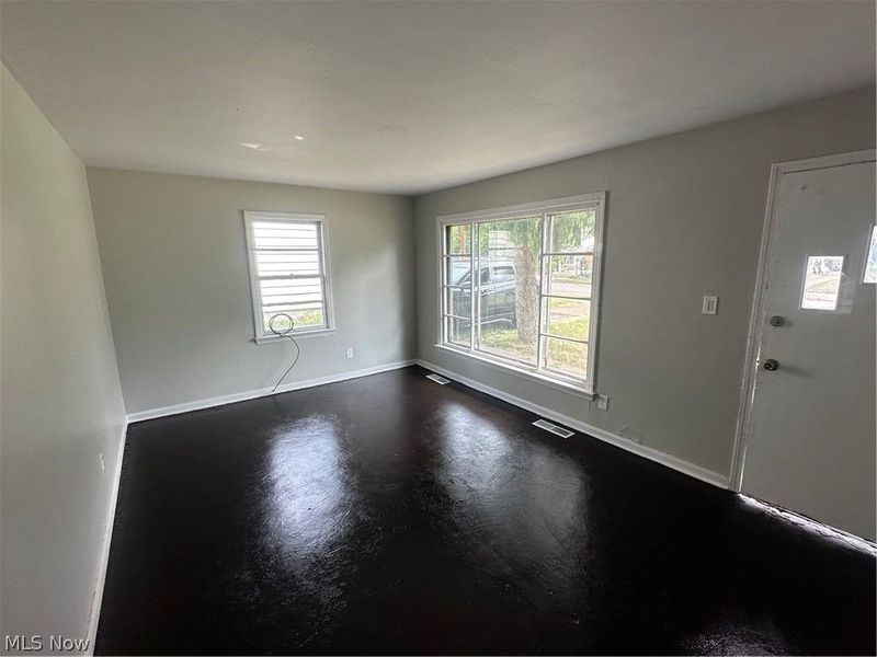 12510 Summerland Avenue, Cleveland, OH 44111 Photo 7