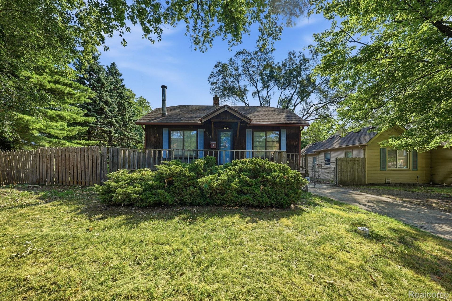 21946 Hayes Avenue, Eastpointe, Mi 48021 Main Photo