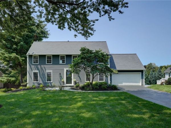 43 Cambric Circle , Pittsford, NY 14534