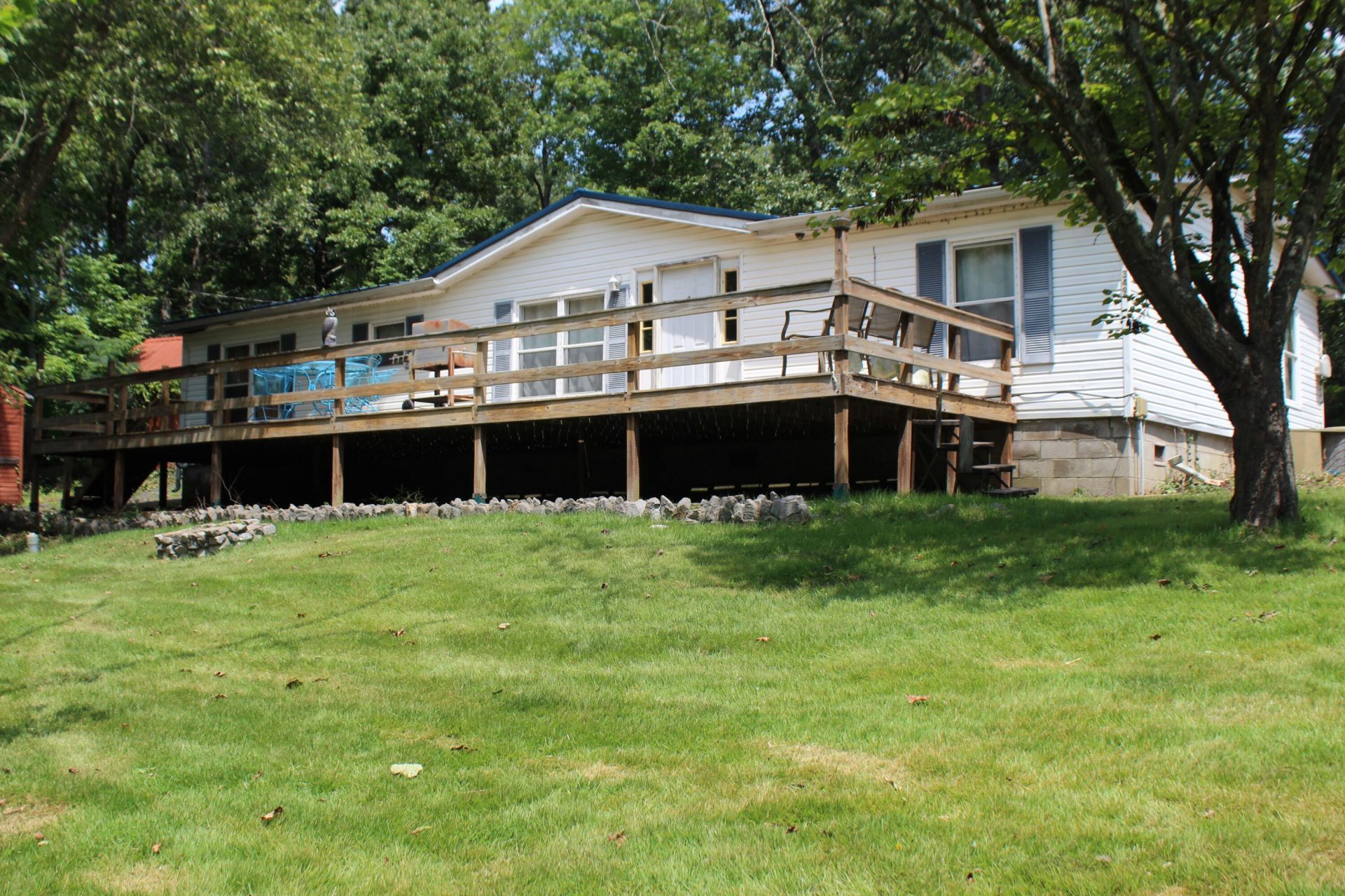 349 Parkview Manor Drive, Gilbertsville, KY 42044 Main Photo