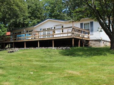 349 Parkview Manor Drive, Gilbertsville, KY 42044