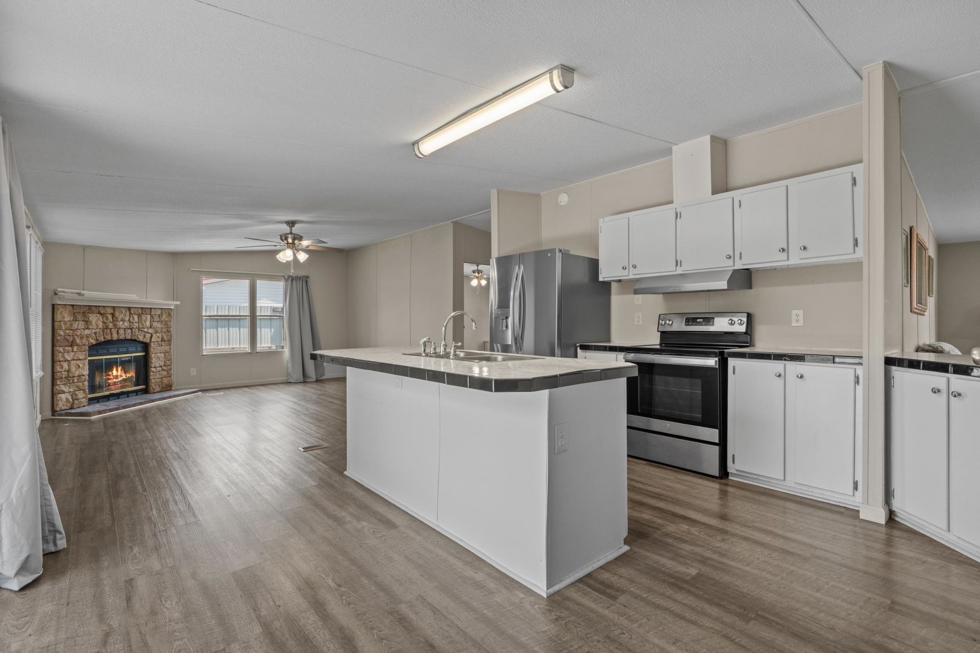 2533 North Wild Rose Dr. Photo 13