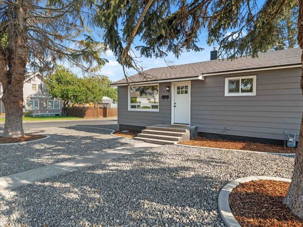 1528 E Walton Ave, Spokane, WA 99207