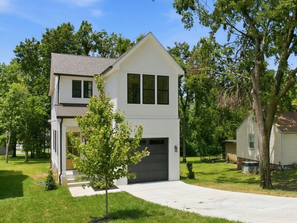565B Croley Dr , Nashville, TN 37209