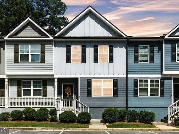 2832 Saratoga Lake View, Decatur, GA 30034