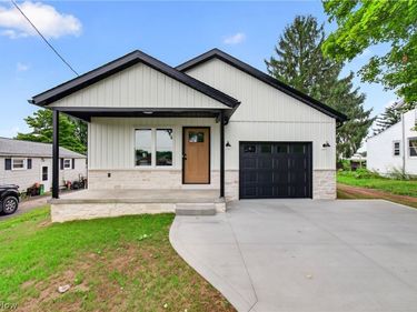 38 Euclid Street, Marshallville, OH 44645