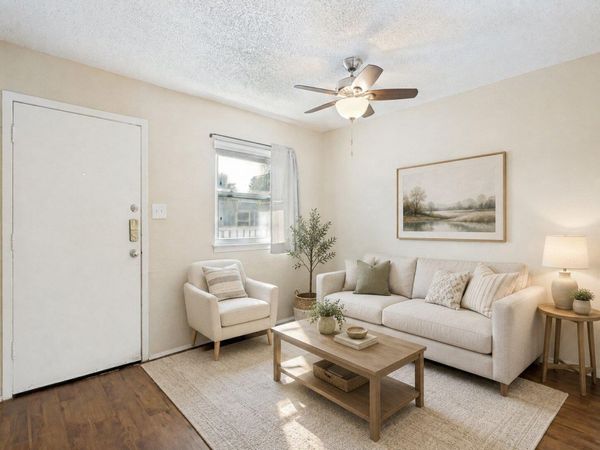 2401 Manor Rd, Unit 218, Austin, TX 78722