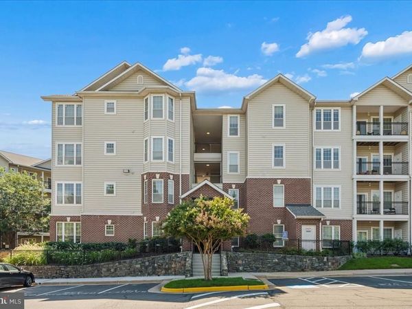 1550 SPRING GATE DRIVE, Unit 8113, MCLEAN, VA 22102