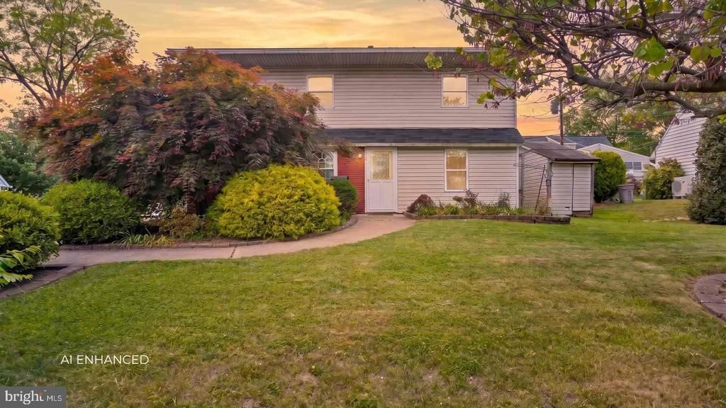 23 COTTON ROAD , LEVITTOWN, PA 19057