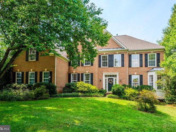 21467 ESTATE PLACE, ASHBURN, VA 20147