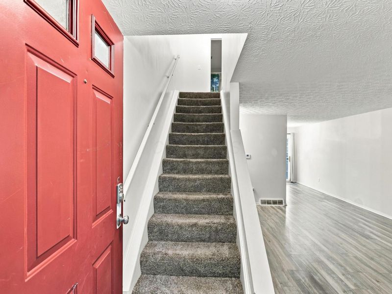 1868 Stanhope Drive , Unit H4, Newark, OH 43055 Photo 7