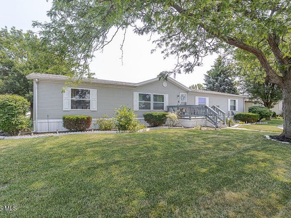 715 S Holland Sylvania Road , Toledo, OH 43615