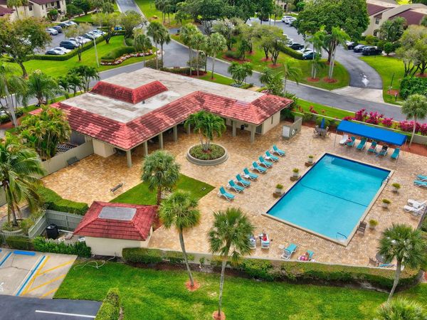 21211 Lago Circle, Unit C, Boca Raton, FL 33433