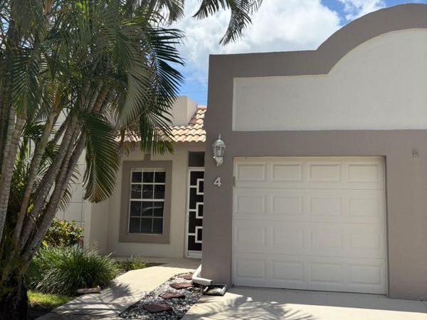 9110 Fairbanks Lane, Unit 4, Boca Raton, FL 33496