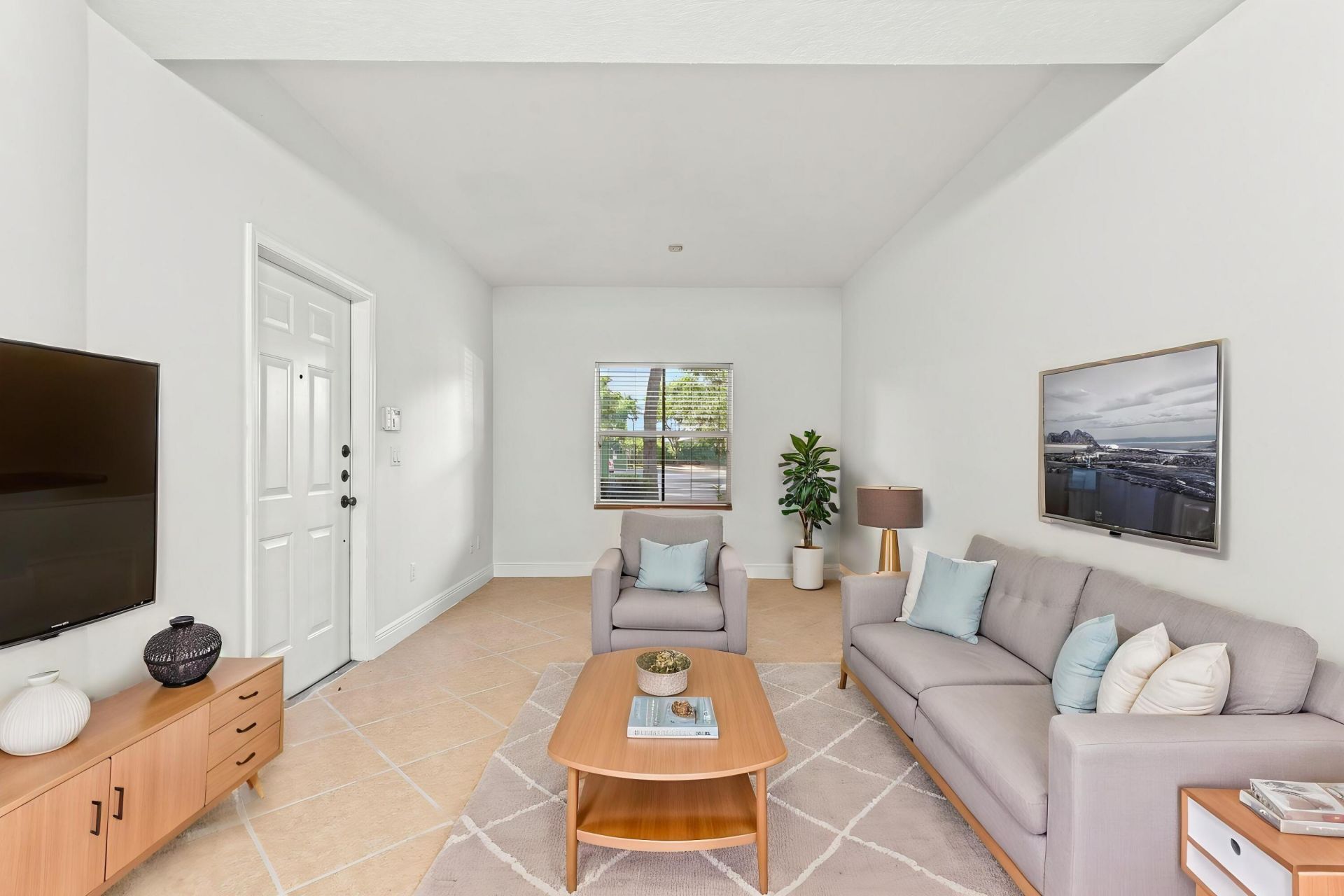 2107 Anchor Court, Fort Lauderdale, FL 33312 Photo