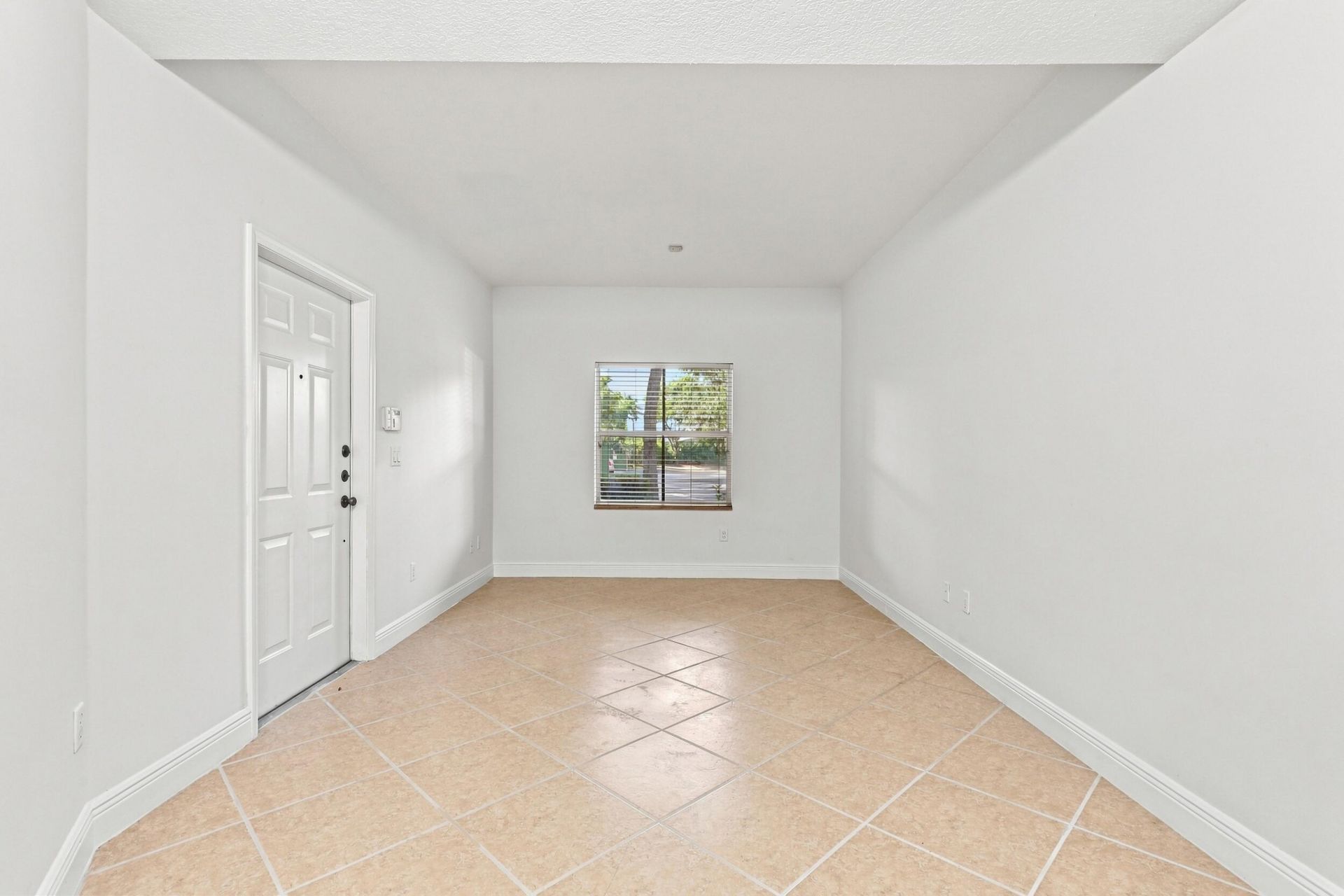 2107 Anchor Court, Fort Lauderdale, FL 33312 Photo