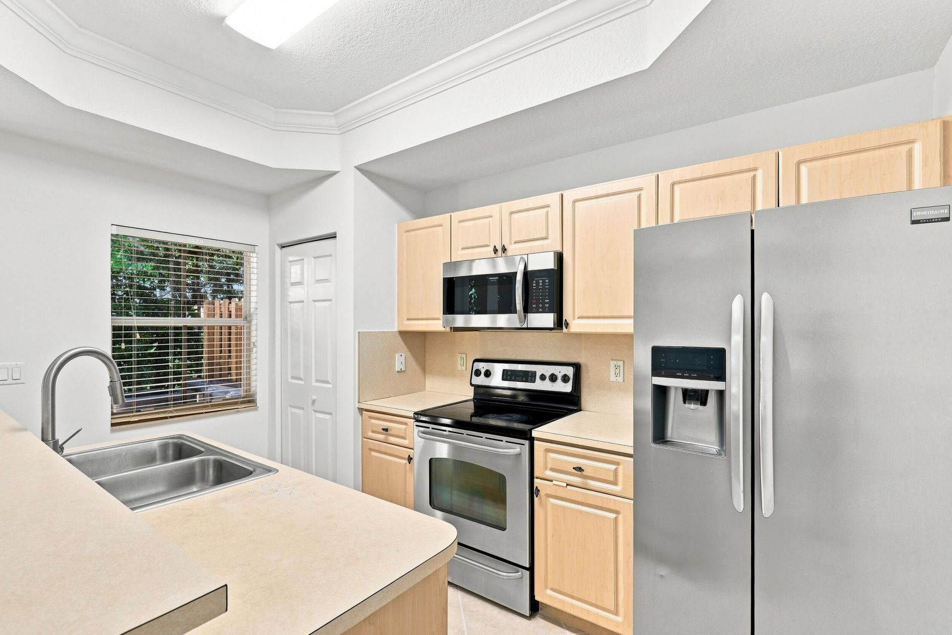 2107 Anchor Court, Fort Lauderdale, FL 33312 Photo