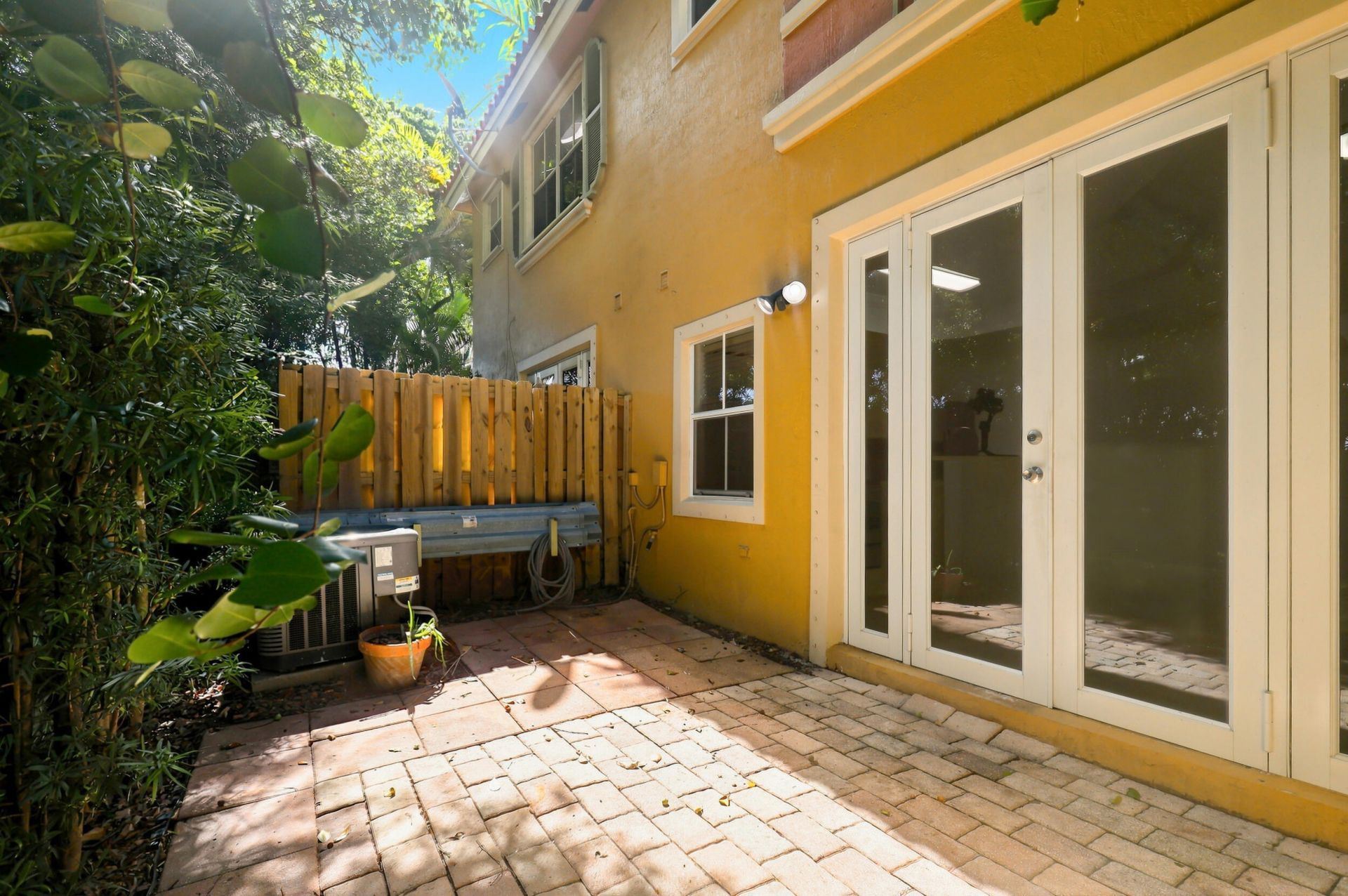2107 Anchor Court, Fort Lauderdale, FL 33312 Photo