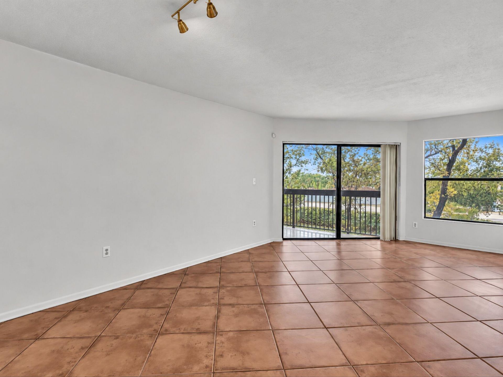 13250 SW 88th Terrace N, Unit 303, Miami, FL 33186 Photo