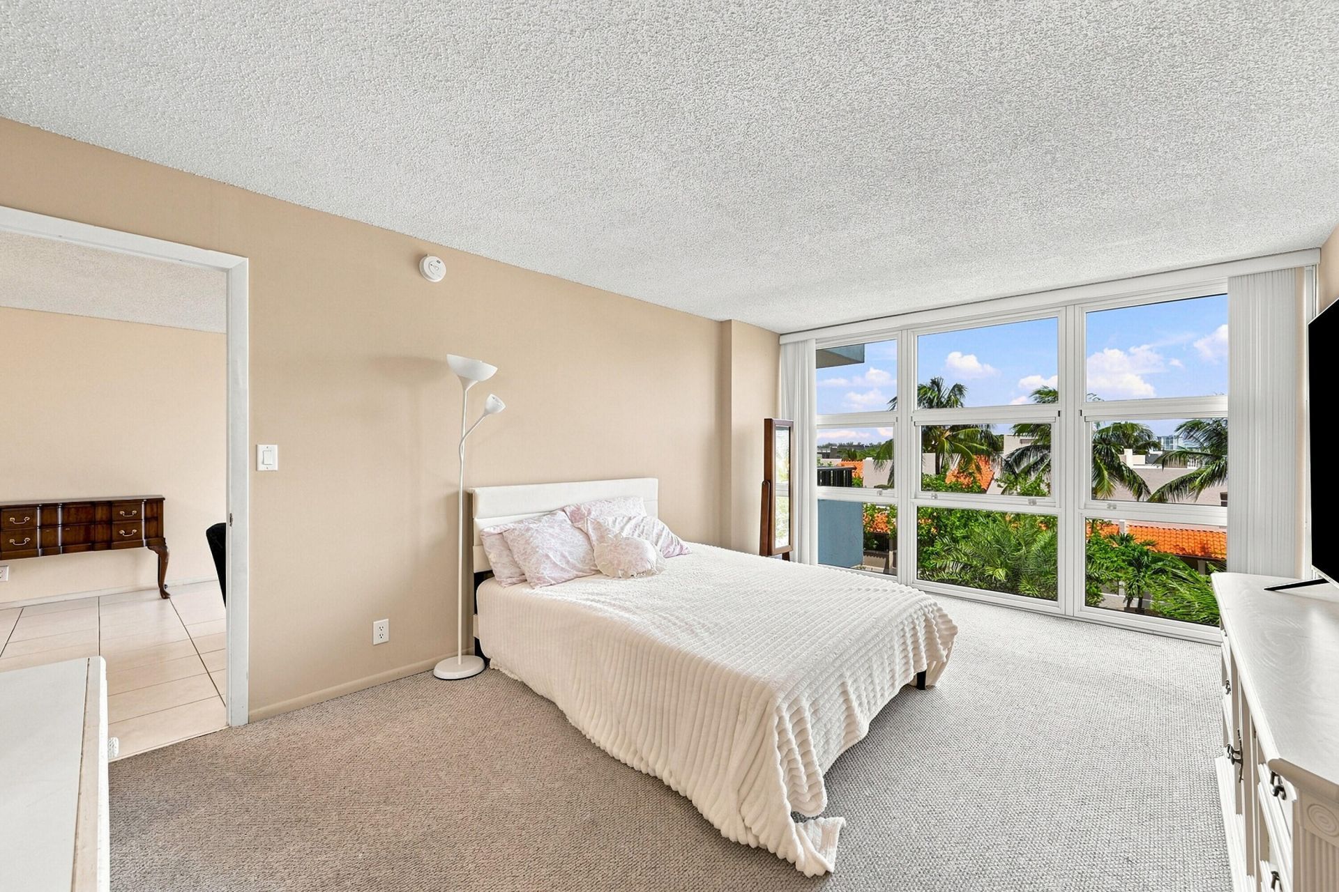 531 N Ocean Boulevard, Unit 505, Pompano Beach, FL 33062 Photo