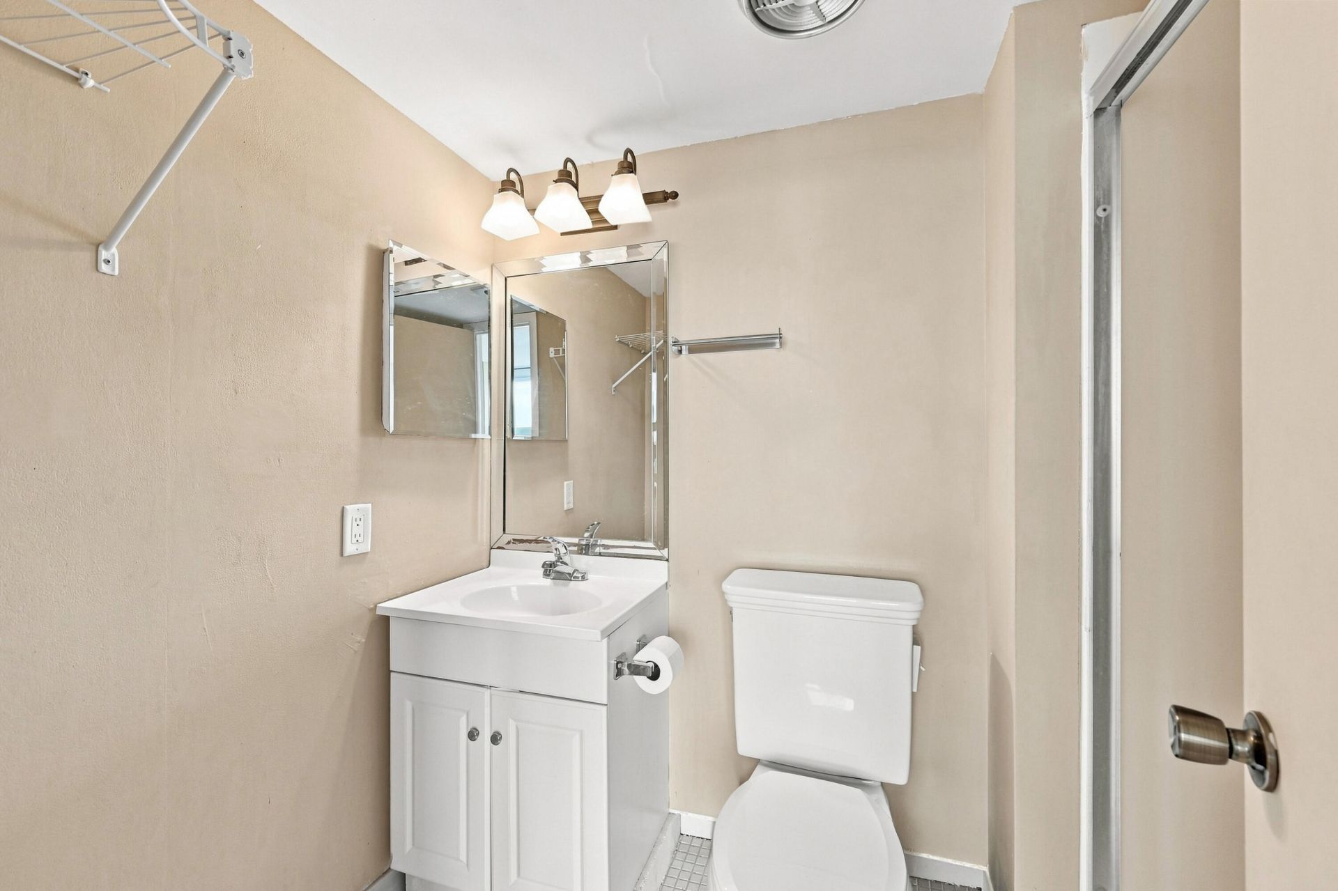 531 N Ocean Boulevard, Unit 505, Pompano Beach, FL 33062 Photo