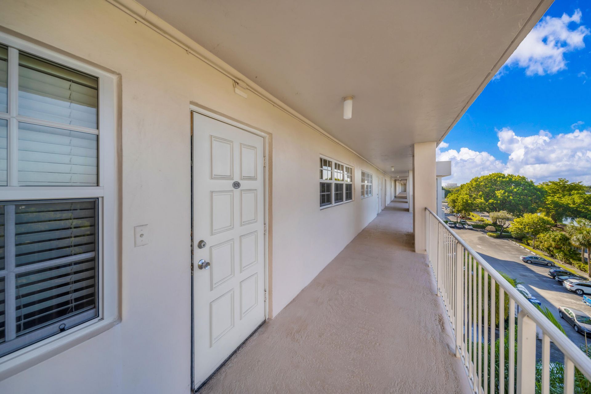 2901 S Palm Aire Drive, Unit 609, Pompano Beach, FL 33069 Photo