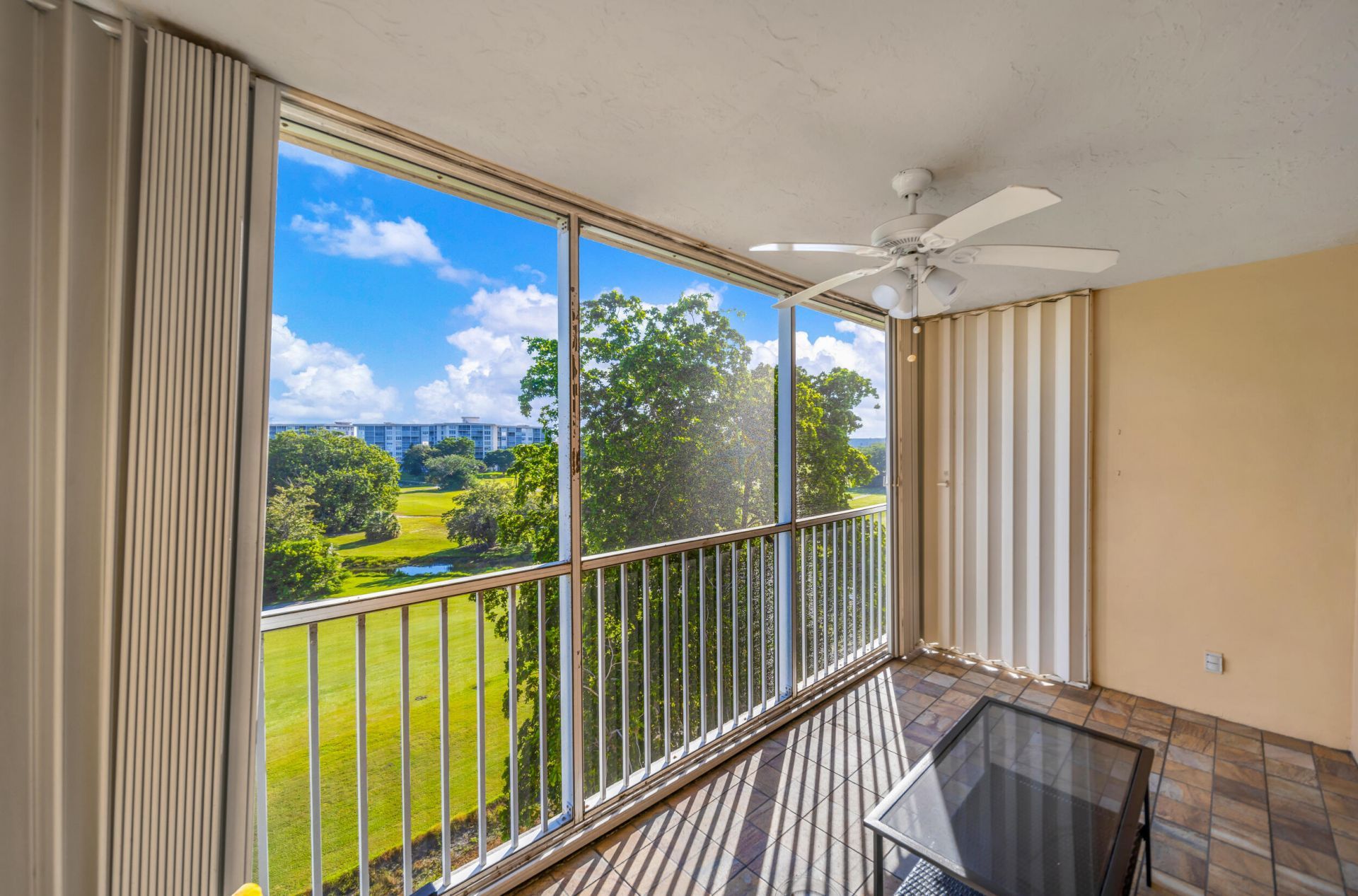 2901 S Palm Aire Drive, Unit 609, Pompano Beach, FL 33069 Photo