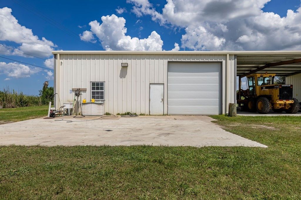 825 118th Avenue, Vero Beach, FL 32966 Photo