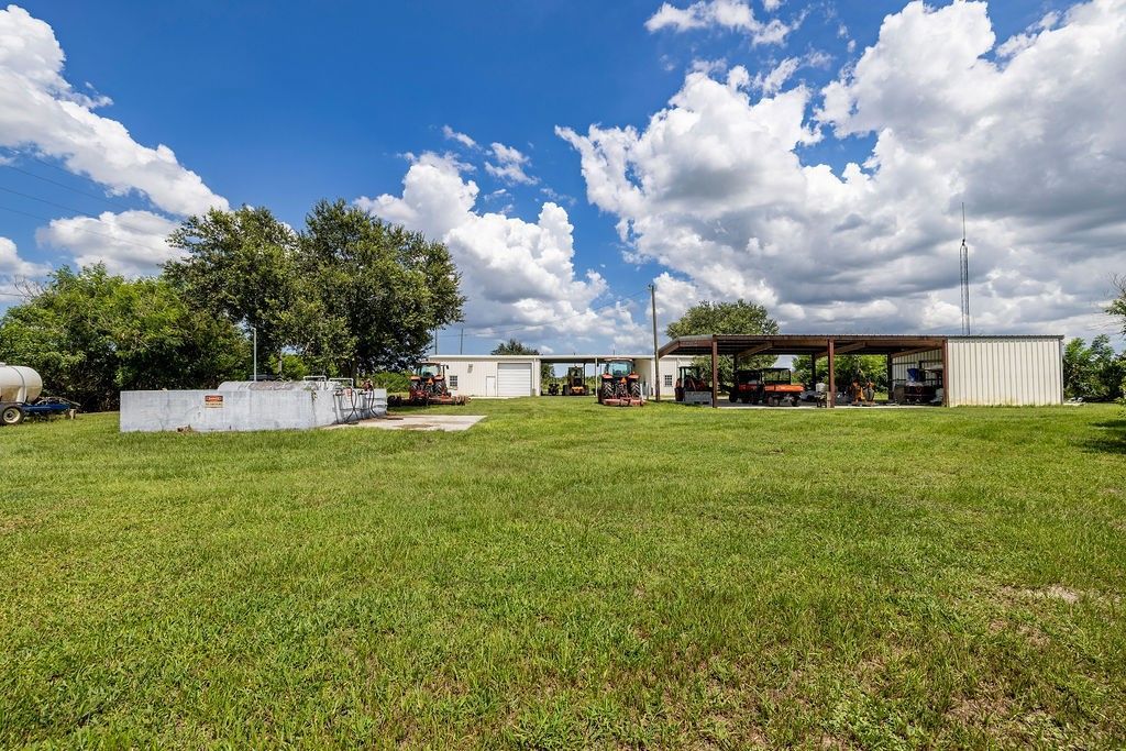 825 118th Avenue, Vero Beach, FL 32966 Photo
