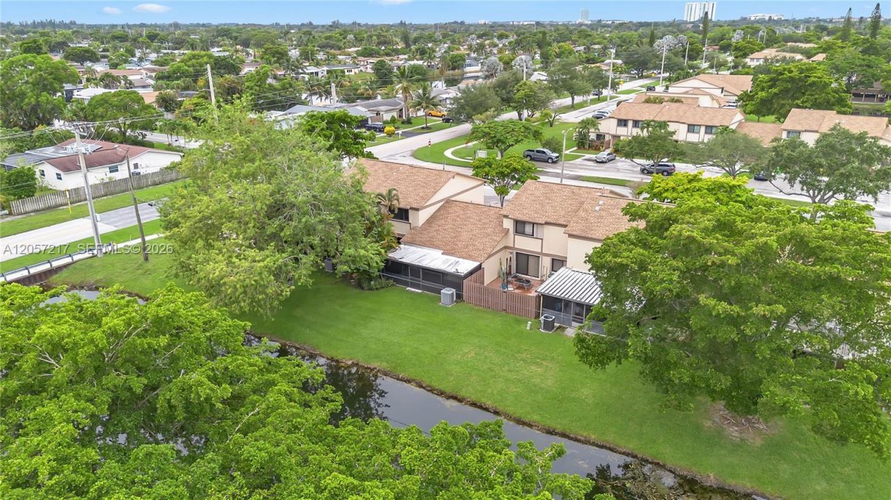 2950 NW 106th Ave , Unit 7, Sunrise, FL 33322 Photo