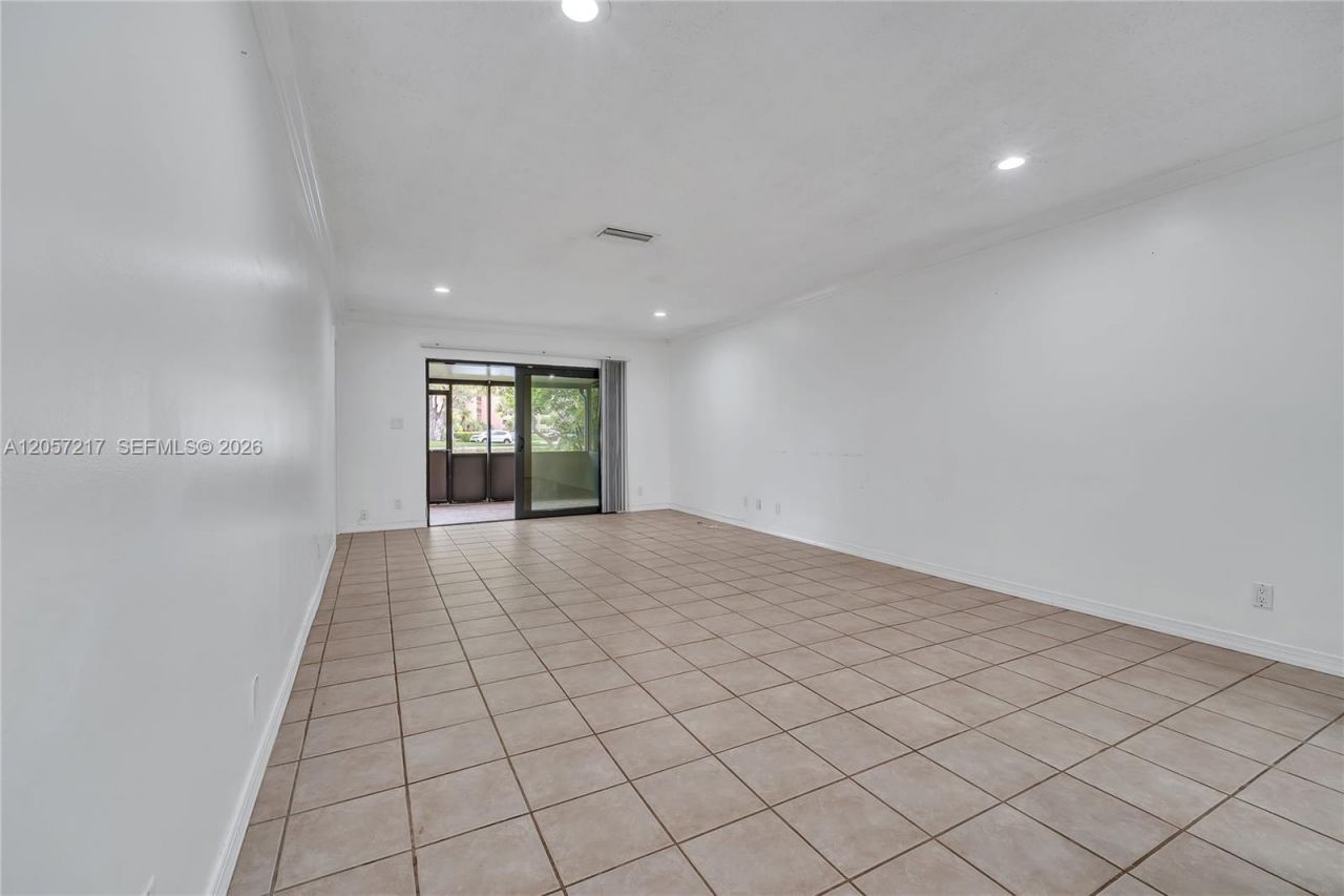 2950 NW 106th Ave , Unit 7, Sunrise, FL 33322 Photo