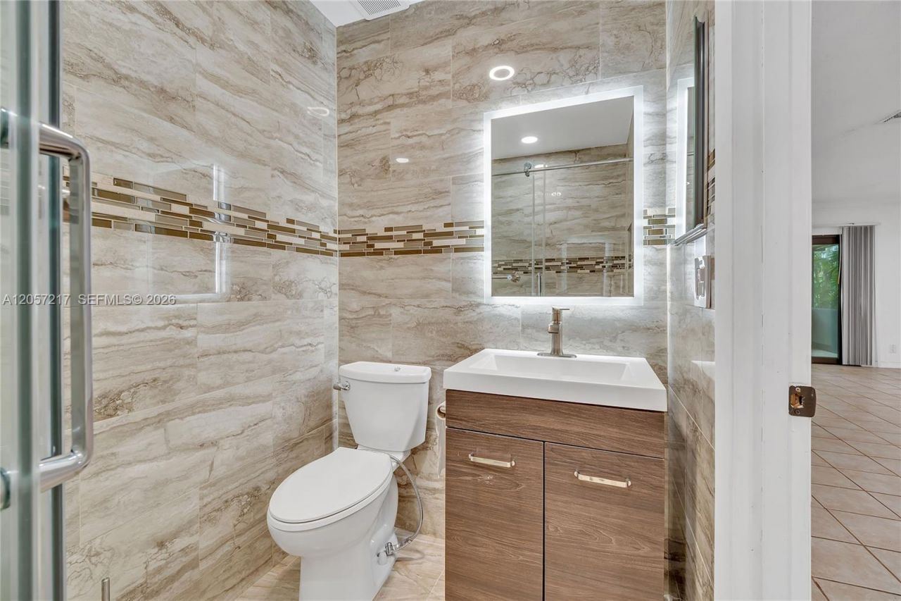 2950 NW 106th Ave , Unit 7, Sunrise, FL 33322 Photo