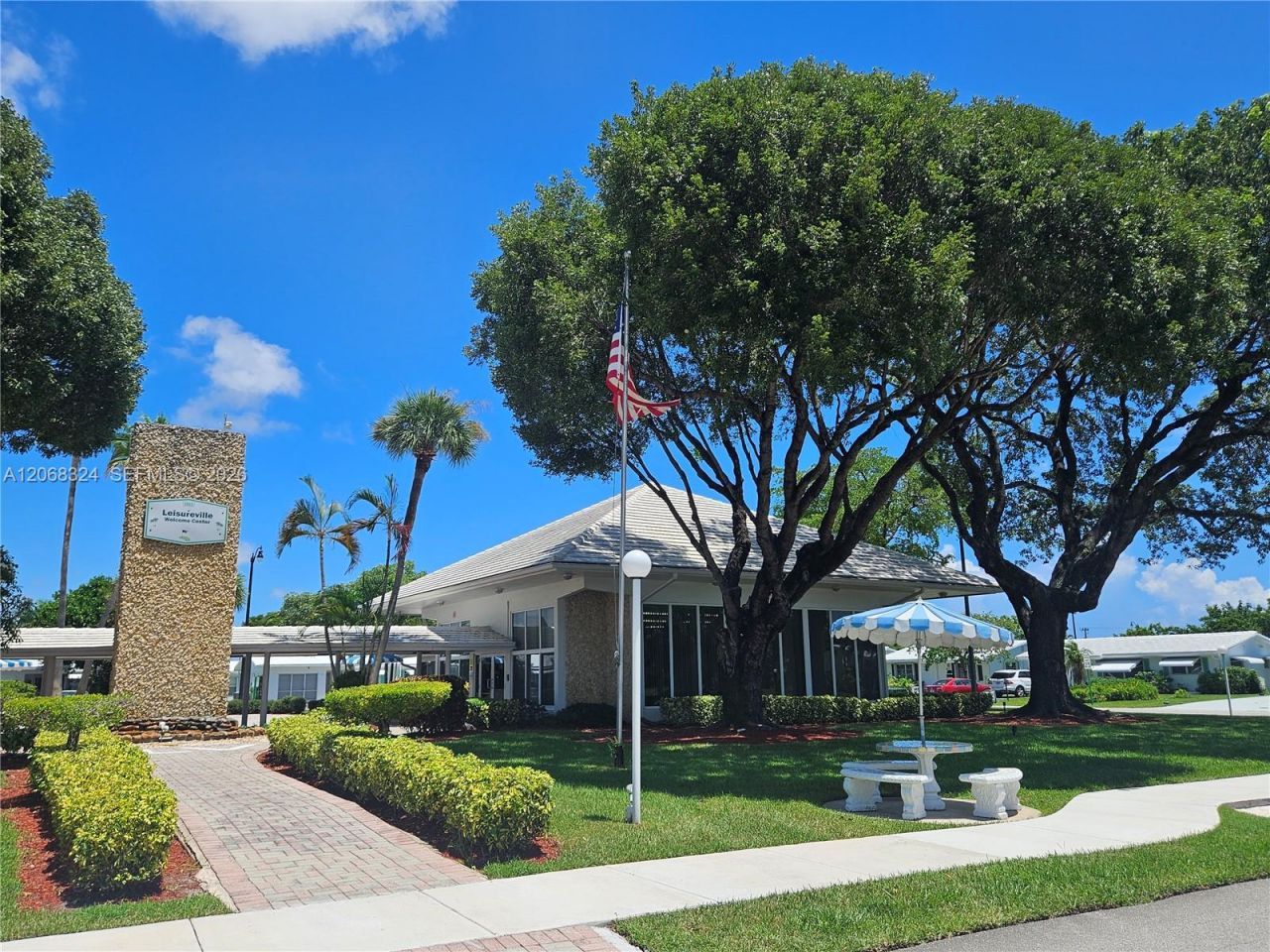 2661 NW 4th Ave, Pompano Beach, FL 33064 Photo